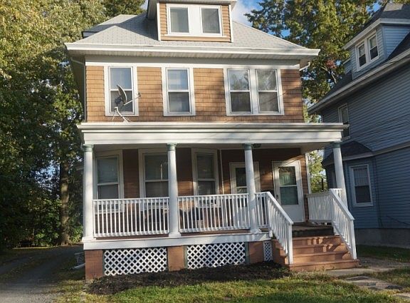 2nd image of 44 Burnett Ave #2