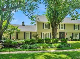 1571 Yarmouth Point Dr, Chesterfield, MO