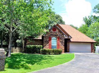 7820 Hilo Pl, Diamondhead, MS 39525