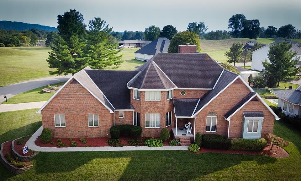 1st image of 126 Stafford Dr