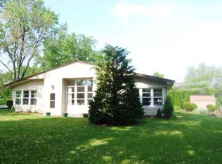 1018 S Finley Rd, Lombard, IL 60148