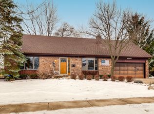 3554 Winston Cir, Hoffman Estates, IL 60192