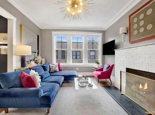 2319 N Commonwealth Ave, Chicago, IL 60614