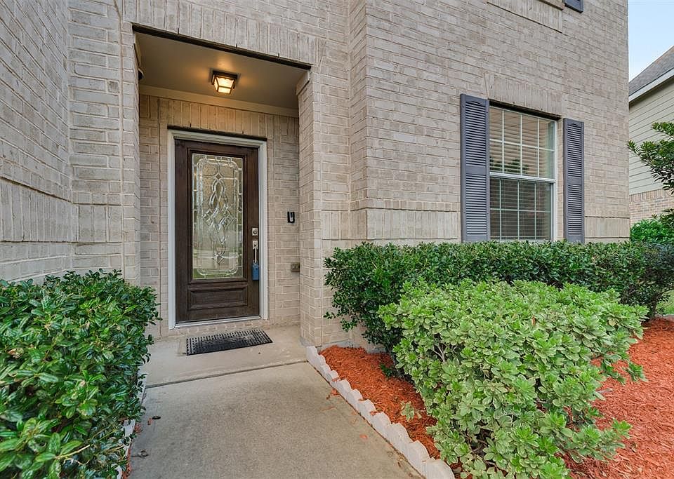 1st image of 3914 Stormy Orchard Ct