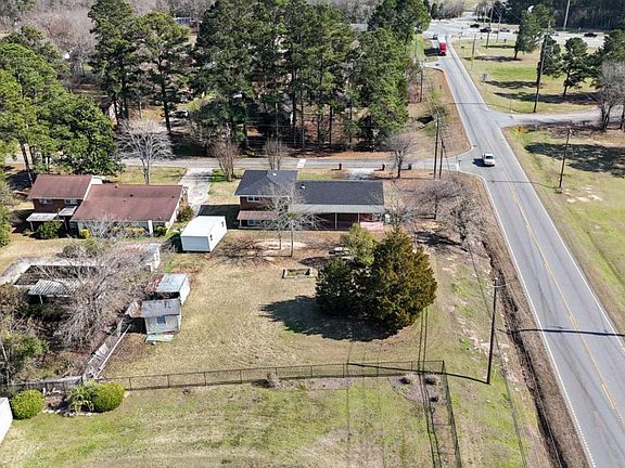 4th image of 100 Pine Lane Dr NW