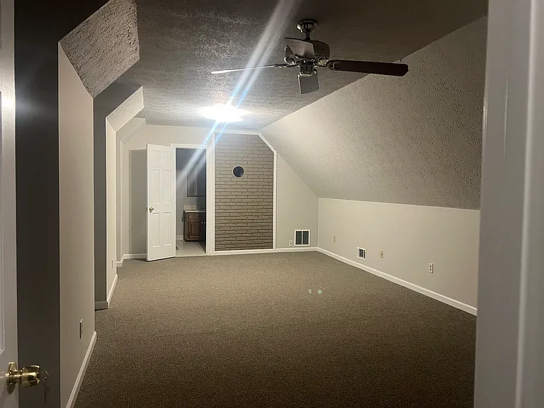1000 Campground Rd — Photo 18