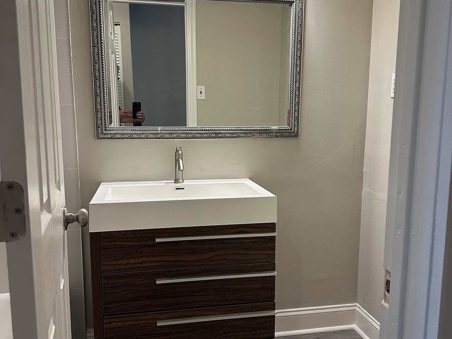 2 bed, 1000 sqft, $1,650 — Photo 2