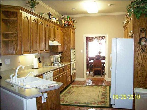 5th image of 105 Habersham Dr