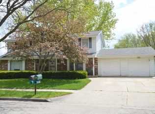 2805 Sussex Ln #2807, Waukesha, WI 53188