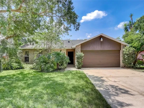 8130 Rolling Log Dr, Orlando, FL 32817