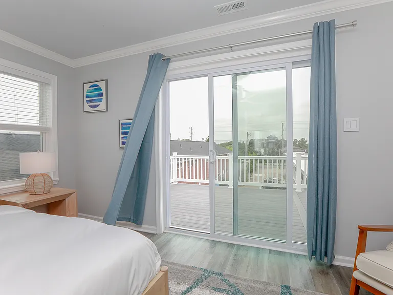 810 W Ocean View Ave #B — Photo 34