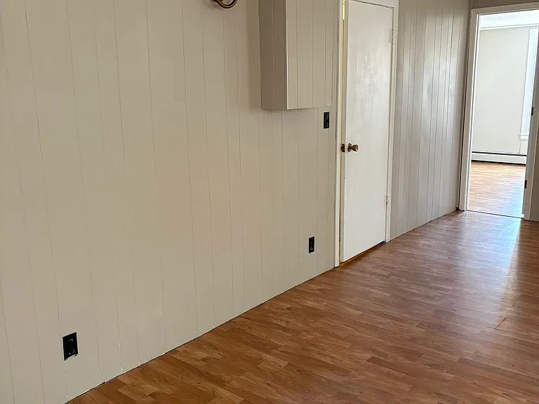 14 Main St S #1 — Photo 8
