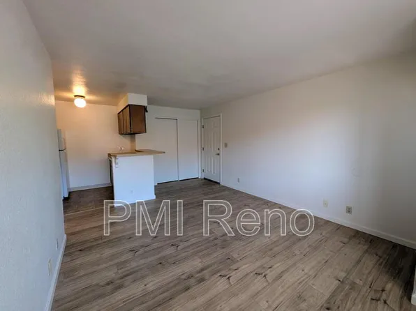 1015 Locust St, Reno, NV