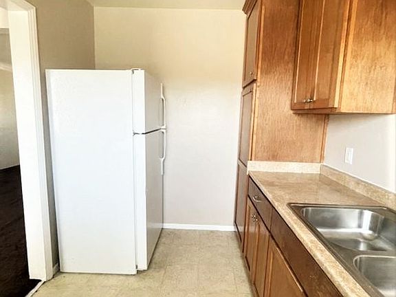 2nd image of 547 E Dayman St APT 7