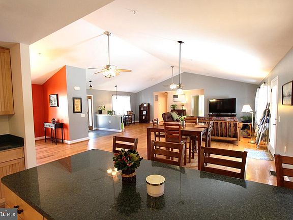 4th image of 6360 Piney Hill Pl