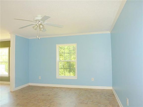 2nd image of 5104 Trahan St