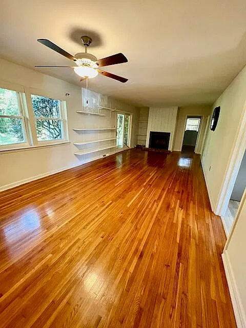 3 bed, 2.0 bath, 1508 sqft, $3,000 — Photo 3