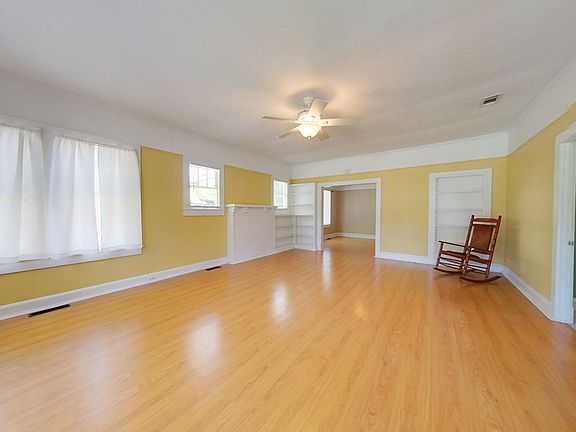 5th image of 332 Strickland Ave