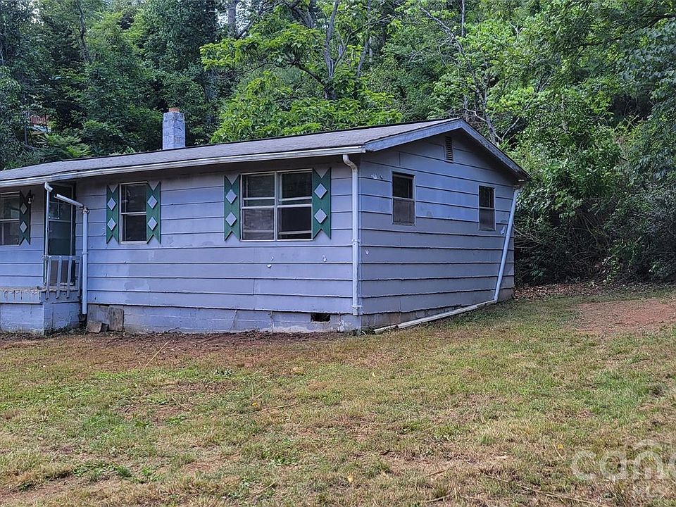 2nd image of 76 Webb Cove Rd