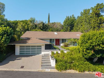 10853 Via Verona St, Los Angeles, CA, 90077