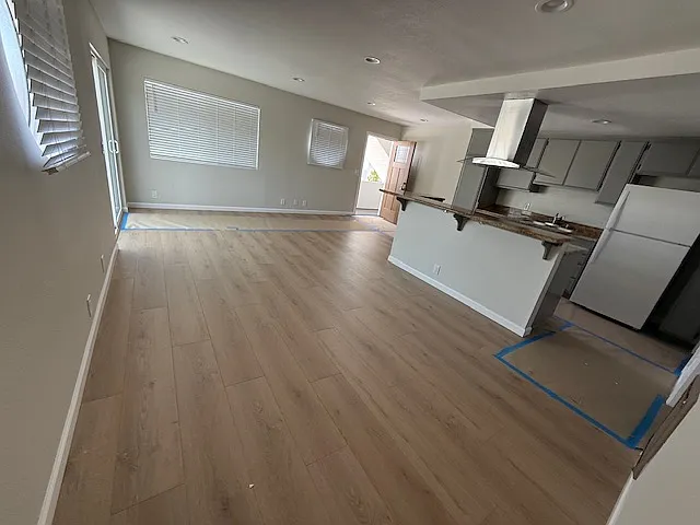 597 S Evergreen Dr #597 — Photo 2