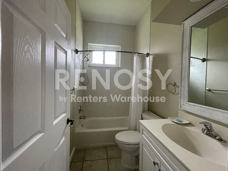 8946 Province St — Photo 10