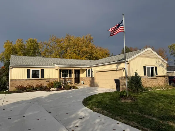 3839 Marlboro St NW, Grand Rapids, MI 49534