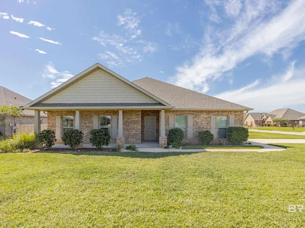 696 Parish Lakes Dr, Foley, AL 36535