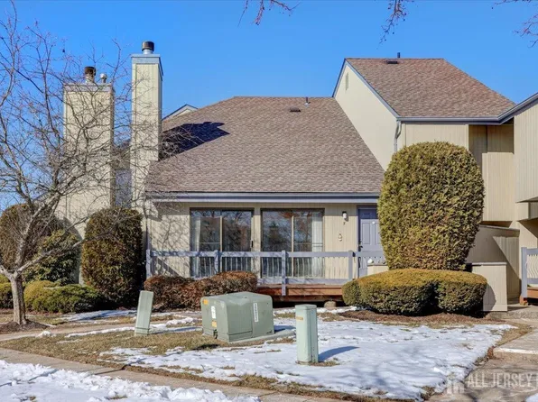 5 Talbot St, Somerset, NJ 08873