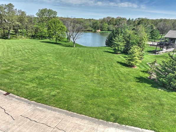 2020 Buckhead Ln, Decatur, IL 62521