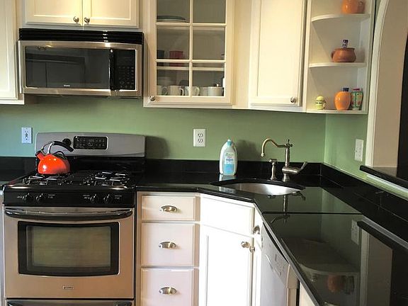 5th image of 3304 Mills Crossing Pl