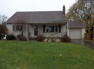 65 E Omar Ave, Struthers, OH 44471