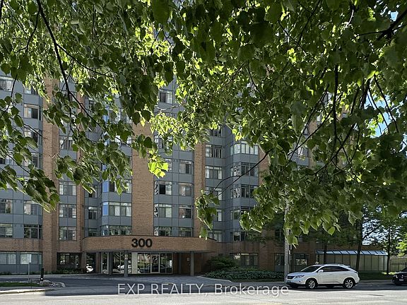 3rd image of 300 Webb Dr #303