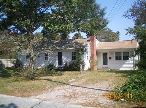 5th image of 34 Boxberry Ln