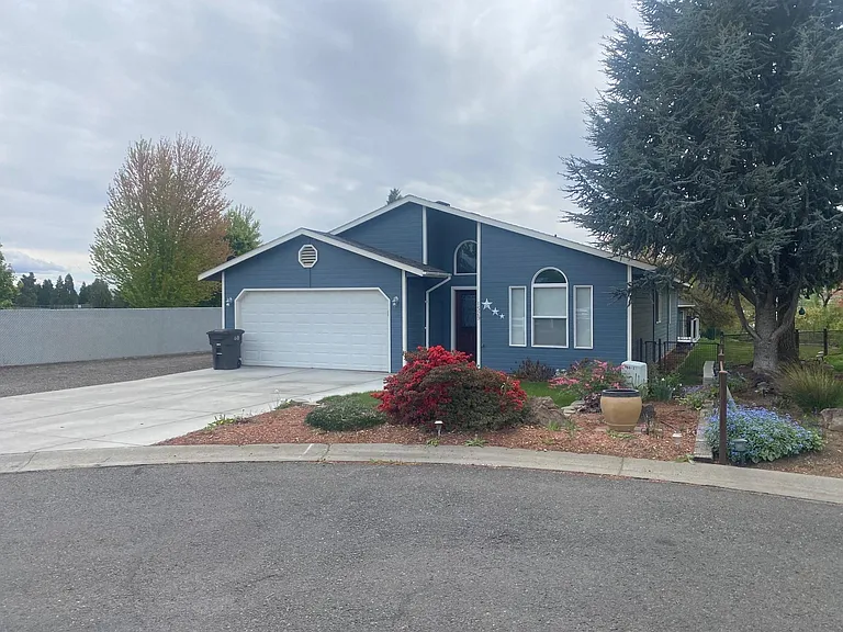 1529 S 32nd Ave — Photo 1