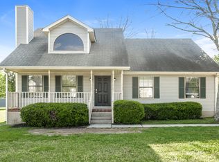 312 Pine Ridge Ln, La Vergne, TN 37086