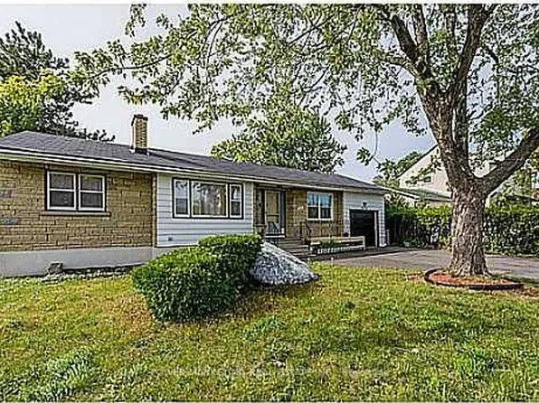 2576 Alta Vista Dr, Ottawa, ON K1V 7T2