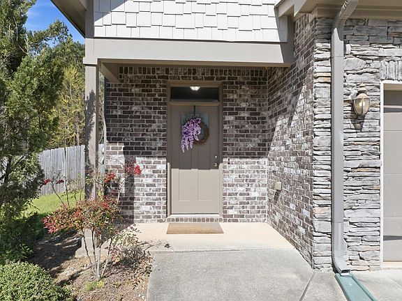 4th image of 205 Chesser Reserve Dr