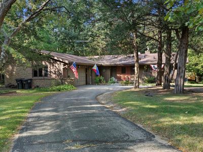 N9162 Woodridge COURT, East Troy, WI, 53120