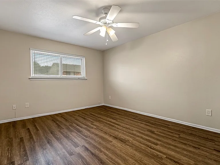 5835 E University Blvd #D — Photo 23