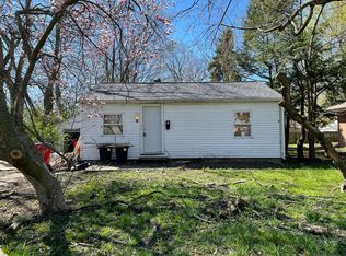 29 Leichner Dr, Champaign, IL