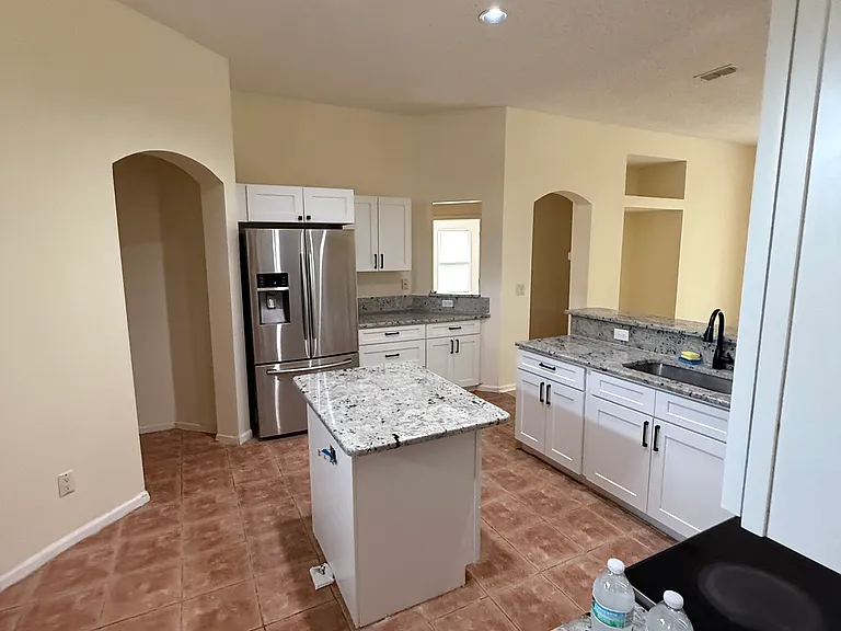 2802 Coachman Lakes Dr — Photo 3