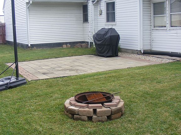 3rd image of 205 Oxford Dr