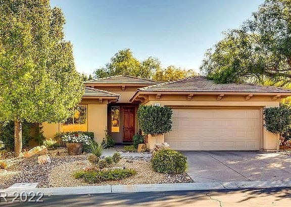 4th image of 28 Emerald Dunes Cir
