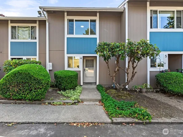 25416 106th Avenue NW #D4, Kent, WA 98030