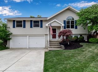 237 Heather Hill Dr, Buffalo, NY 14224
