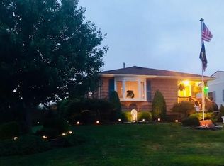 3 Holly St, Port Reading, NJ 07064