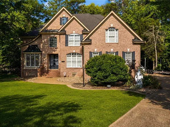 20582 Seahawk Lndg, Smithfield, VA 23430