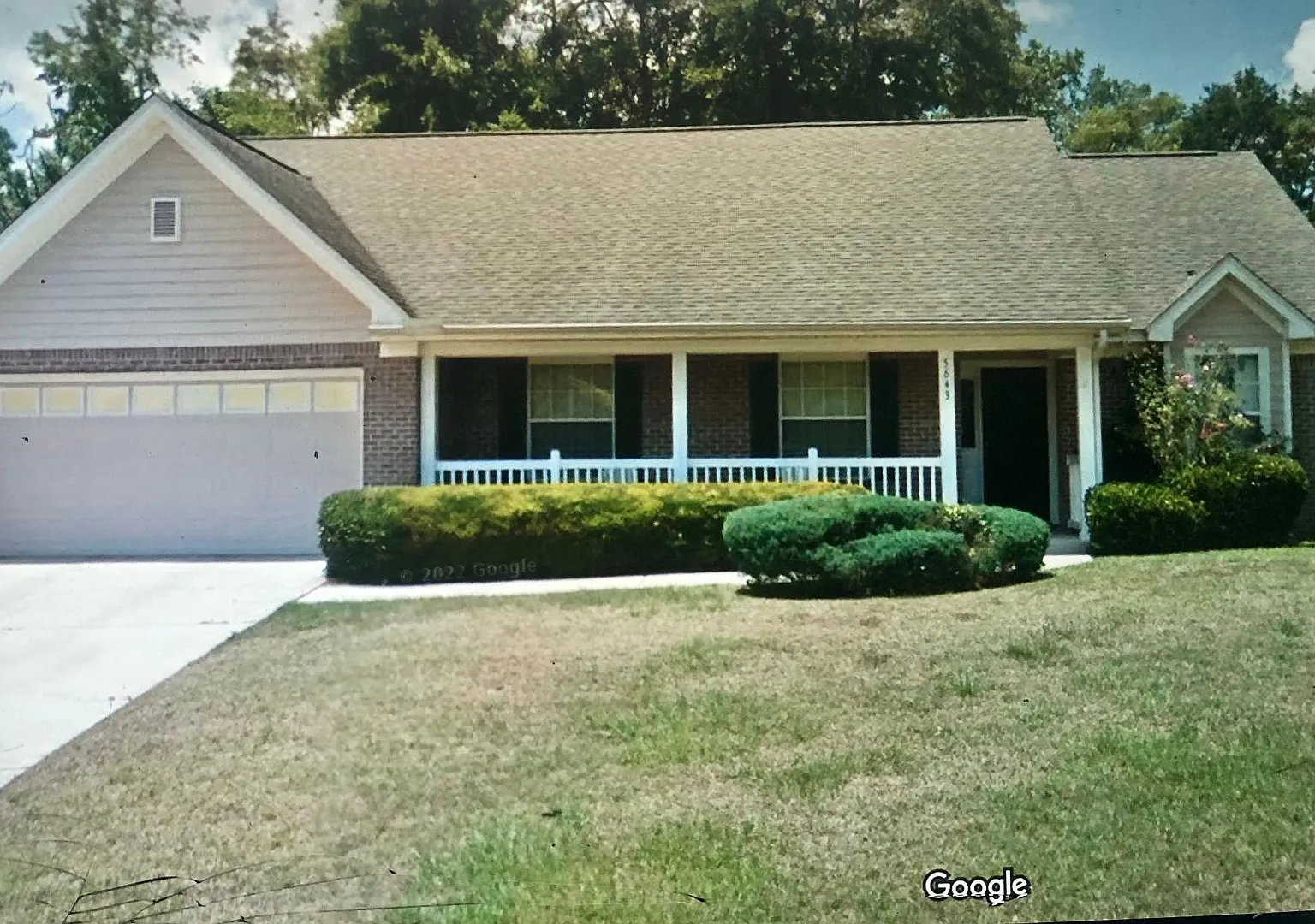 3/2 off Buck Lake Road in Countryside — Photo 1
