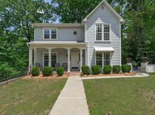 897 Mountain Ridge Dr, Homewood, AL 35209